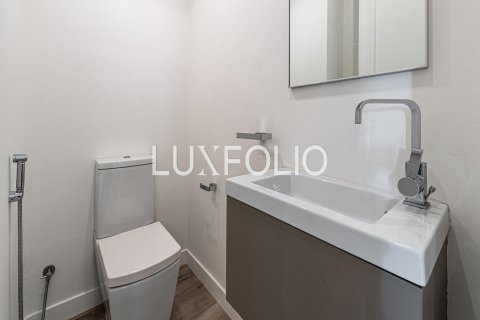 Byt v Downtown Dubai (Downtown Burj Dubai), SAE 3 ložnice, 157 m² Č.: 627781 - fotografie 18