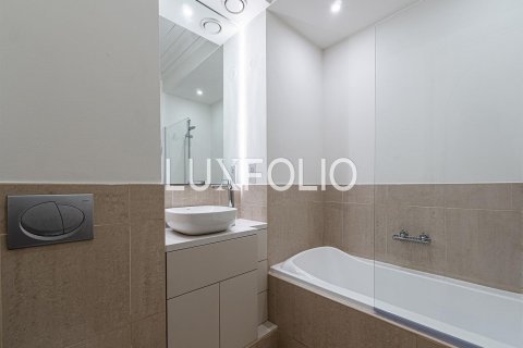 Byt v Downtown Dubai (Downtown Burj Dubai), SAE 3 ložnice, 157 m² Č.: 627781 - fotografie 14