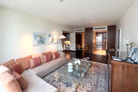 Apartment in Downtown Dubai (Downtown Burj Dubai), UAE 1 bedroom, 102 sq.m. № 626683 - photo 3