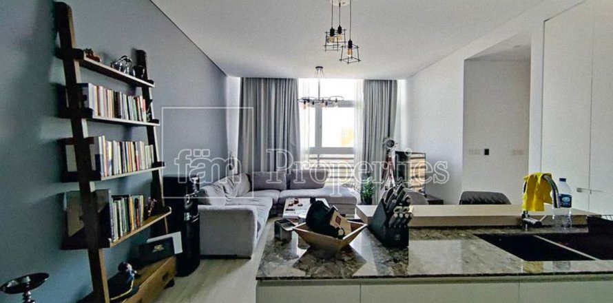 Apartment in Dubai, UAE 2 bedrooms, 110.5 sq.m. № 311609