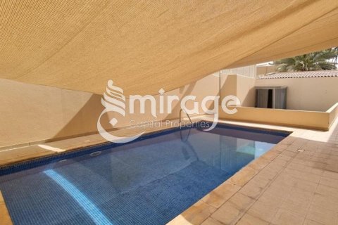 Villa para arrendamento em Al Raha Golf Gardens, Abu Dhabi, EAU 5 quartos, 547.6 m2 № 597116 - foto 12