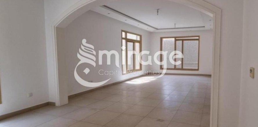 Villa em Al Raha Golf Gardens, Abu Dhabi, EAU 5 quartos, 547.6 m2 № 597116