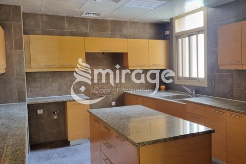 Villa para arrendamento em Al Raha Golf Gardens, Abu Dhabi, EAU 5 quartos, 547.6 m2 № 597116 - foto 10