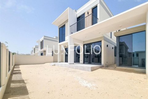 Vila di Tilal Al Ghaf, Dubai, UAE 5 bilik tidur, 416 meter persegi № 627870 - foto 1
