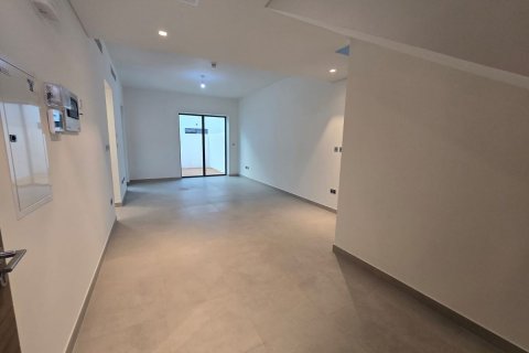 Commercial property on the Yas Island, Abu Dhabi, UAE 3 bedrooms, 205 sq.m. № 594900 - photo 10