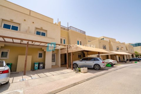 Gewerbliche Immobilien zum Verkauf in Al Reef, Abu Dhabi, VAE 273 m2 Nr. 594898 - Foto 1
