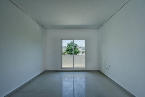 Gewerbliche Immobilien zum Verkauf in Al Reef, Abu Dhabi, VAE 273 m2 Nr. 594898 - Foto 3