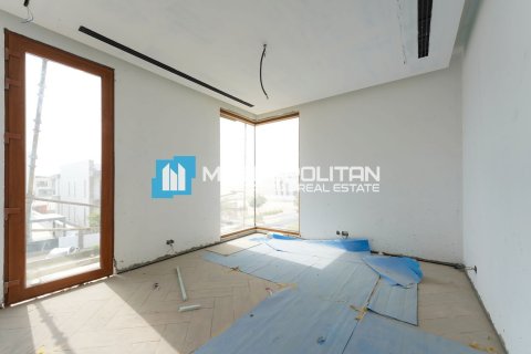 Villa on the Yas Island, Abu Dhabi, UAE 6 bedrooms, 805.9 sq.m. № 629164 - photo 6
