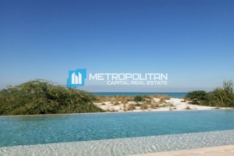 Land in Ghantoot, Abu Dhabi, UAE 756.2 sq.m. № 629162 - photo 8