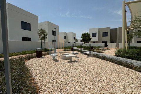 Kamienica na sprzedaż w Yas Island, Abu Dhabi, ZEA 3 sypialnie, 165.9 mkw., nr 624131 - zdjęcie 3