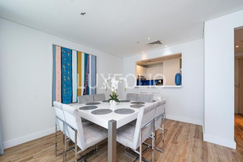 Jumeirah Beach Residence, Dubai, UAE의 임대용 아파트 침실 2개, 152제곱미터 번호 628072 - 사진 2