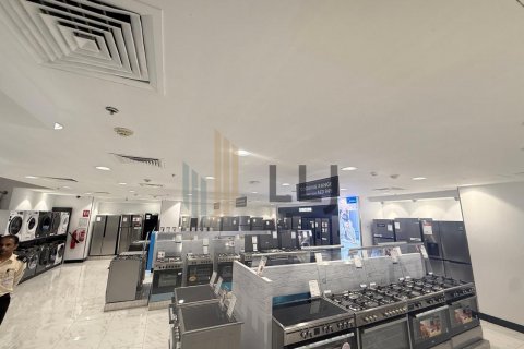 Üürile anda pood asukohaga Hamdan Street, Abu Dhabi, AÜE: 1010 m² Nr 624118 - pilt 25