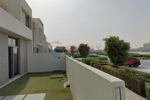Dubai South (Dubai World Central), Dubai, संयुक्त अरब अमीरात में टाउनहाउस, 2 बेडरूम, 169.3 वर्ग मीटर, संख्या 585121 - फ़ोटो 2