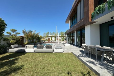 Vila v Ghantoot, Abu Dhabi, SAE 4 ložnice, 599.4 m² Č.: 585157 - fotografie 22