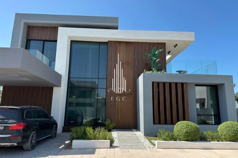 Vila v Ghantoot, Abu Dhabi, SAE 4 ložnice, 599.4 m² Č.: 585157 - fotografie 1