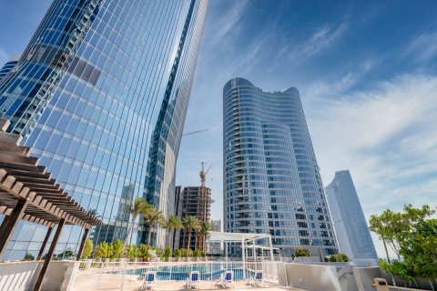 Apartmen di Al Reem Island, Abu Dhabi, UAE 1 bilik tidur, 79 meter persegi № 593948 - foto 3