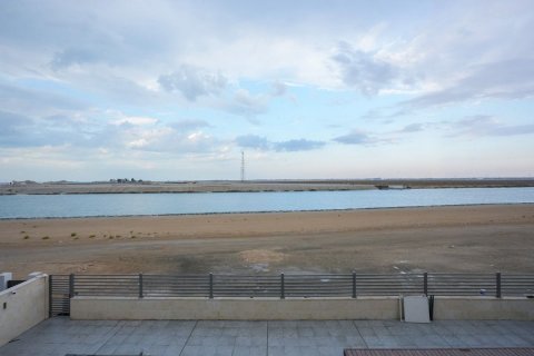 Komerční nemovitost na Yas Island, Abu Dhabi, SAE 6 ložnice, 657 m² Č.: 593947 - fotografie 5