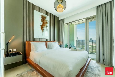 דירה להשכרה ב Downtown Dubai (Downtown Burj Dubai), Dubai, איחוד האמירויות  2 חדרי שינה, 111.9 מ"ר, מספר 622917 - תמונה 2