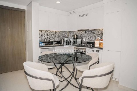 Apartemen di Business Bay, Dubai, UEA 2 kamar tidur, 76 m2 nomor 592022 - foto 5