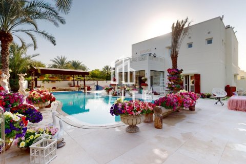 Villa sa Meadows, Dubai, UAE 4 silid-tulugan № 623459 - larawan 18