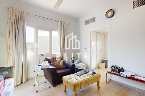 Villa sa Meadows, Dubai, UAE 4 silid-tulugan № 623459 - larawan 14