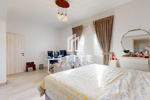 Villa sa Meadows, Dubai, UAE 4 silid-tulugan № 623459 - larawan 11