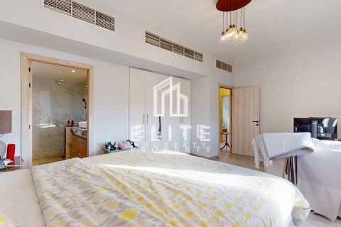 Villa sa Meadows, Dubai, UAE 4 silid-tulugan № 623459 - larawan 10