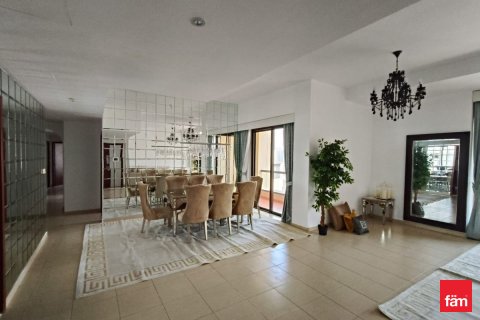 Apartament në Dubai, Emiratet e Bashkuara Arabe 3 dhoma gjumi, 178.9 m2. № 622157 - Foto 2