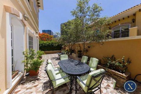 Kuća u nizu u Dubai Sports City, UAE 3 spavaćih soba, 271 m2 Br. 627930 - fotografija 4