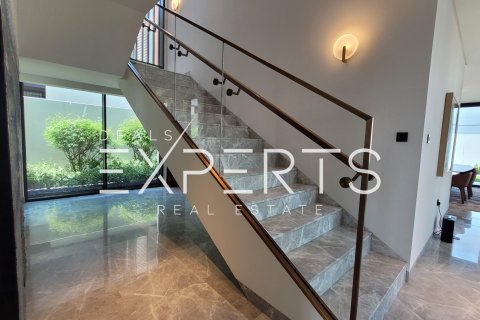 Vilë në Saadiyat Island, Abu Dhabi, Emiratet e Bashkuara Arabe 6 dhoma gjumi, 591.4 m2. № 569041 - Foto 6