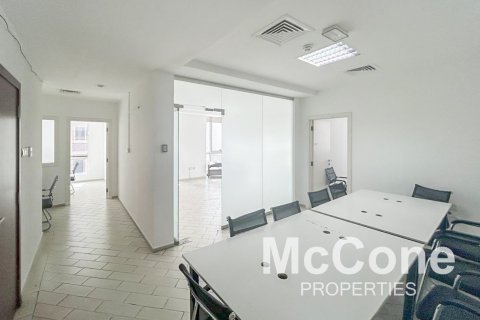 Kancelář v Al Barsha, Dubai, SAE 90.02 m² Č.: 586823 - fotografie 1