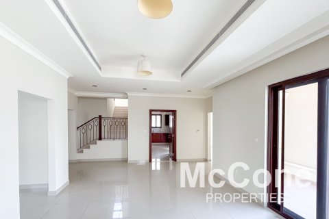 Vilë në Arabian Ranches 2, Dubai, Emiratet e Bashkuara Arabe 6 dhoma gjumi, 735.98 m2. № 586818 - Foto 2