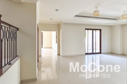 Vilë në Arabian Ranches 2, Dubai, Emiratet e Bashkuara Arabe 6 dhoma gjumi, 735.98 m2. № 586818 - Foto 4