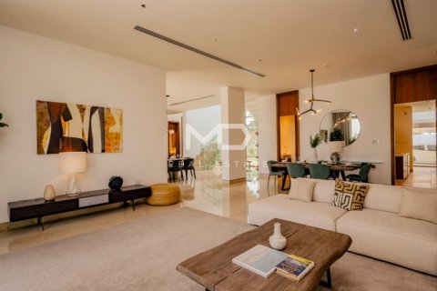 Vilë në Abu Dhabi, Emiratet e Bashkuara Arabe 5 dhoma gjumi, 1199.9 m2. № 551931 - Foto 61