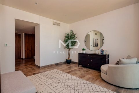 Vilë në Abu Dhabi, Emiratet e Bashkuara Arabe 5 dhoma gjumi, 1199.9 m2. № 551931 - Foto 23