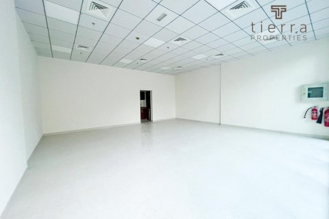 Obchod v Jumeirah Village Circle, Dubai, SAE 232.3 m² Č.: 569308 - fotografie 3