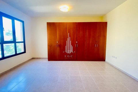 Vila di Al Salam Street, Abu Dhabi, UEA 4 kamar tidur, 255.5 m2 nomor 591790 - foto 11