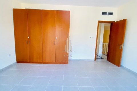 Vila di Al Salam Street, Abu Dhabi, UEA 4 kamar tidur, 255.5 m2 nomor 591790 - foto 13