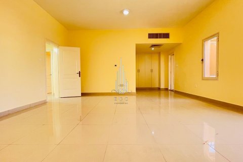 Vila v Muroor Area, Abu Dhabi, SAE 5 ložnice, 464.5 m² Č.: 591791 - fotografie 14