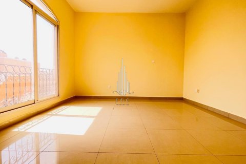 Vila v Muroor Area, Abu Dhabi, SAE 5 ložnice, 464.5 m² Č.: 591791 - fotografie 15