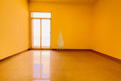 Vila v Muroor Area, Abu Dhabi, SAE 5 ložnice, 464.5 m² Č.: 591791 - fotografie 7