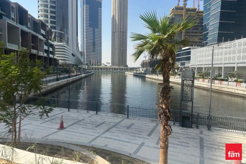 Apartmen di Business Bay, Dubai, UAE 3 bilik tidur, 181.2 meter persegi № 589519 - foto 2
