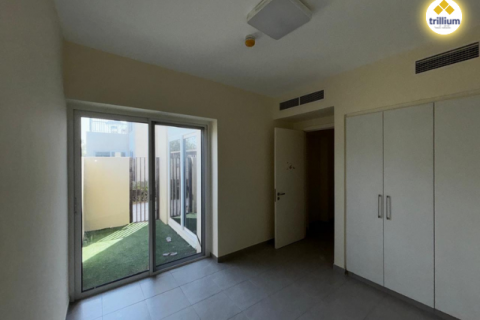 Rumah bandar di Dubai South (Dubai World Central), Dubai, UAE 3 bilik tidur, 219.6 meter persegi № 577231 - foto 12