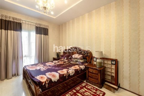 Villa in Meadows, Dubai, UAE 6 bedrooms, 457 sq.m. № 625814 - photo 11