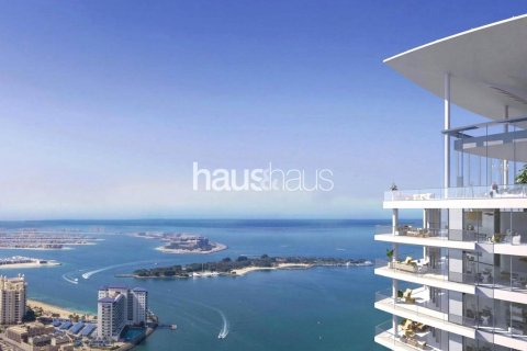 Apartment in Palm Jumeirah, Dubai, UAE 2 bedrooms, 158 sq.m. № 625815 - photo 1