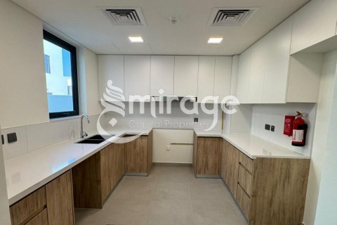Vila na Yas Island, Abu Dhabi, SAE 4 ložnice, 209.5 m² Č.: 550614 - fotografie 11