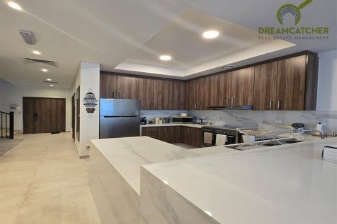Villa in Mina Al Arab, Ras Al Khaimah, UAE 2 bedrooms, 237.8 sq.m. № 588598 - photo 3
