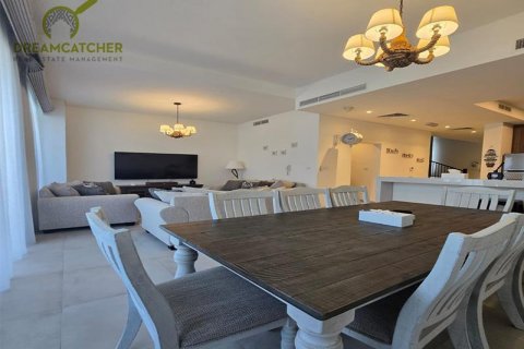 Villa in Mina Al Arab, Ras Al Khaimah, UAE 2 bedrooms, 237.8 sq.m. № 588598 - photo 14