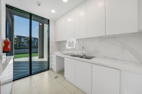 Villa te koop in Dubai Land, Dubai, VAE 4 slaapkamers, 336 vr.m., nr 592900 - foto 8