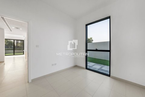 Villa te koop in Dubai Land, Dubai, VAE 4 slaapkamers, 336 vr.m., nr 592900 - foto 12